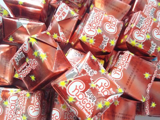 Elektrisch aangedreven automatische chocolade-verpakkingsmachines perfect voor uw bedrijf